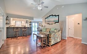 Bright And Airy Myrtle Beach Home Near Shopping